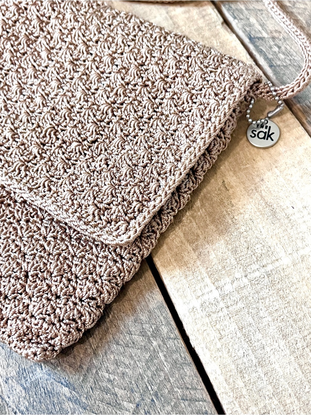 The Sak Vintage Crochet Flap Crossbody Bag Metallic Gold - Picture 2 of 5